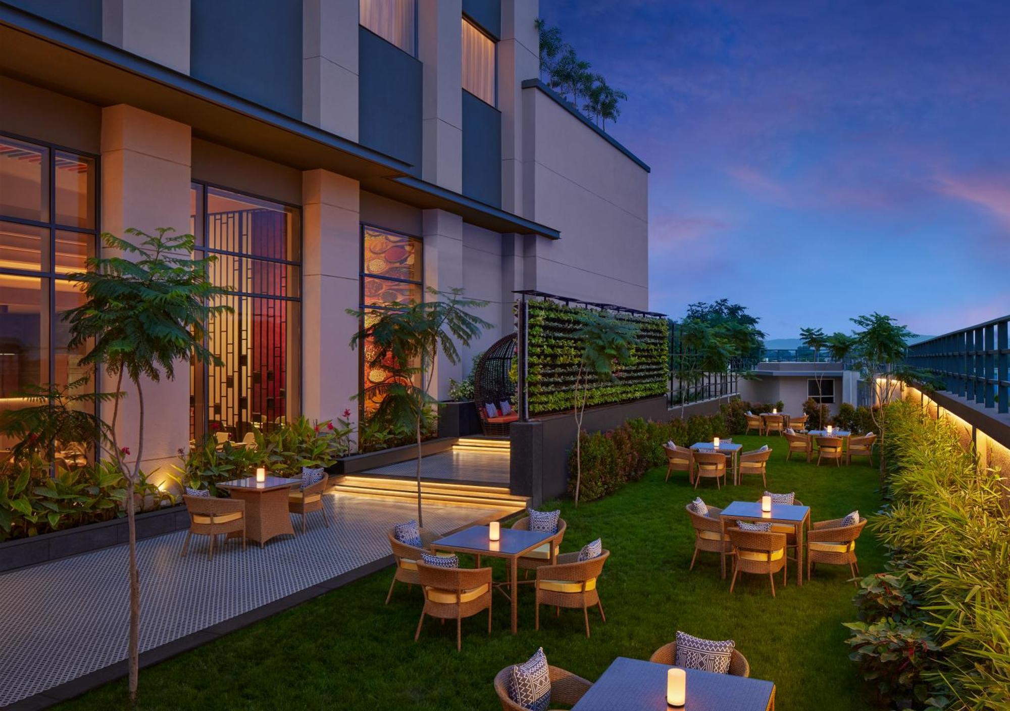 Hyatt Place Aurangabad Airport Kültér fotó